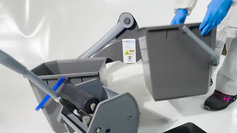 Product: Handy Wringer